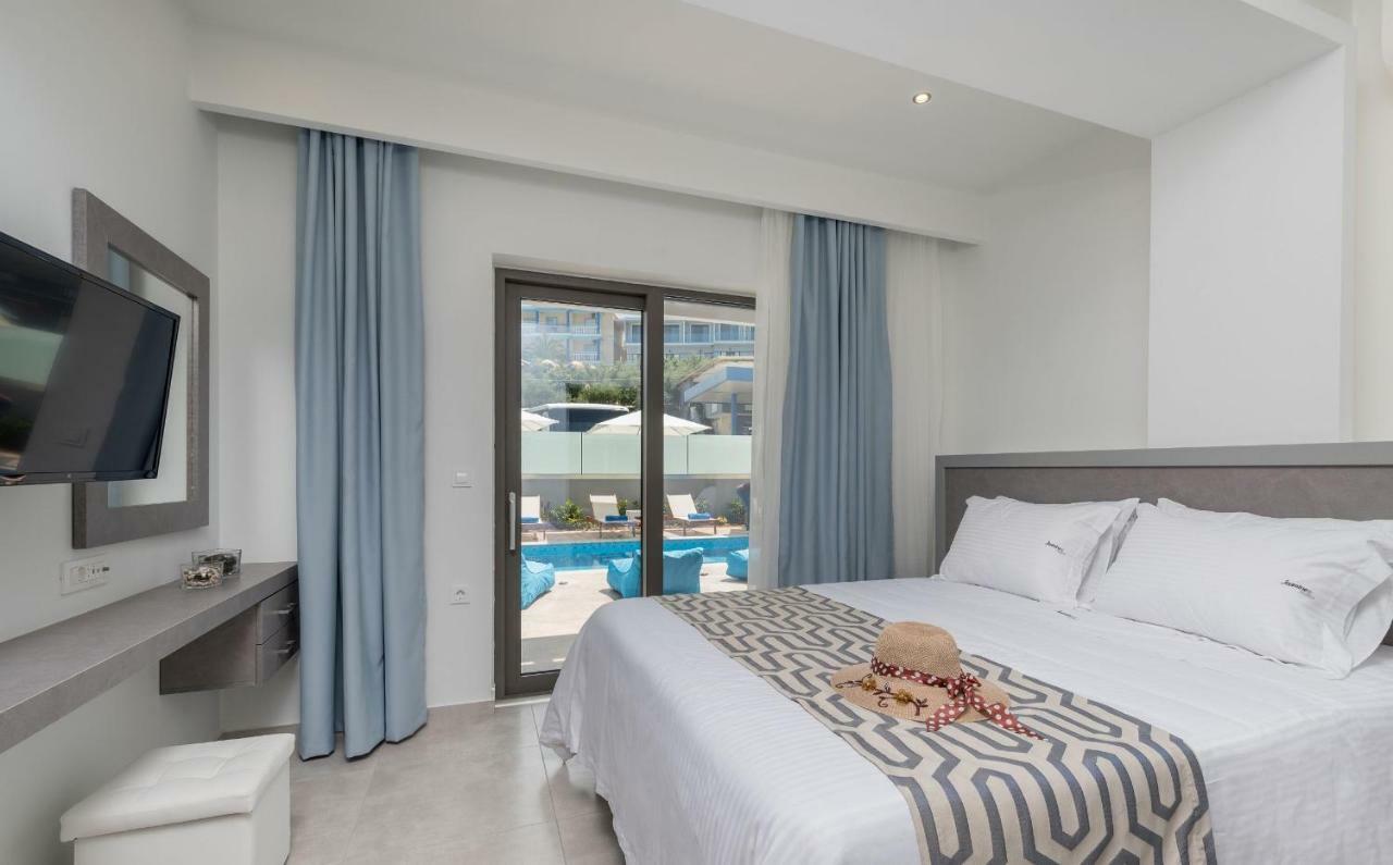 Jasmine Suites With Private Pool 蒂锡利维 外观 照片